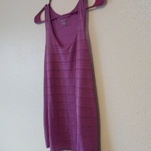 Nike Dri-Fit Tank Top - Picture 3 of 8